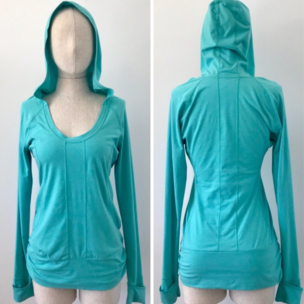 Zella turquoise long sleeve hooded top